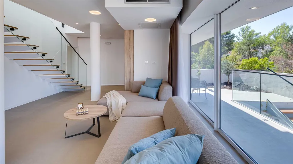 Villa with Sauna & Indoor Jacuzzi in Vrboska