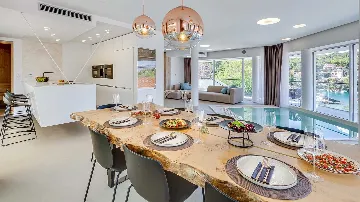 Villa with Sauna & Indoor Jacuzzi in Vrboska