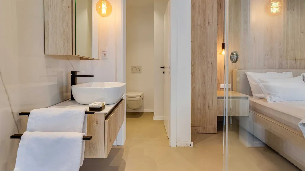 Villa with Sauna & Indoor Jacuzzi in Vrboska