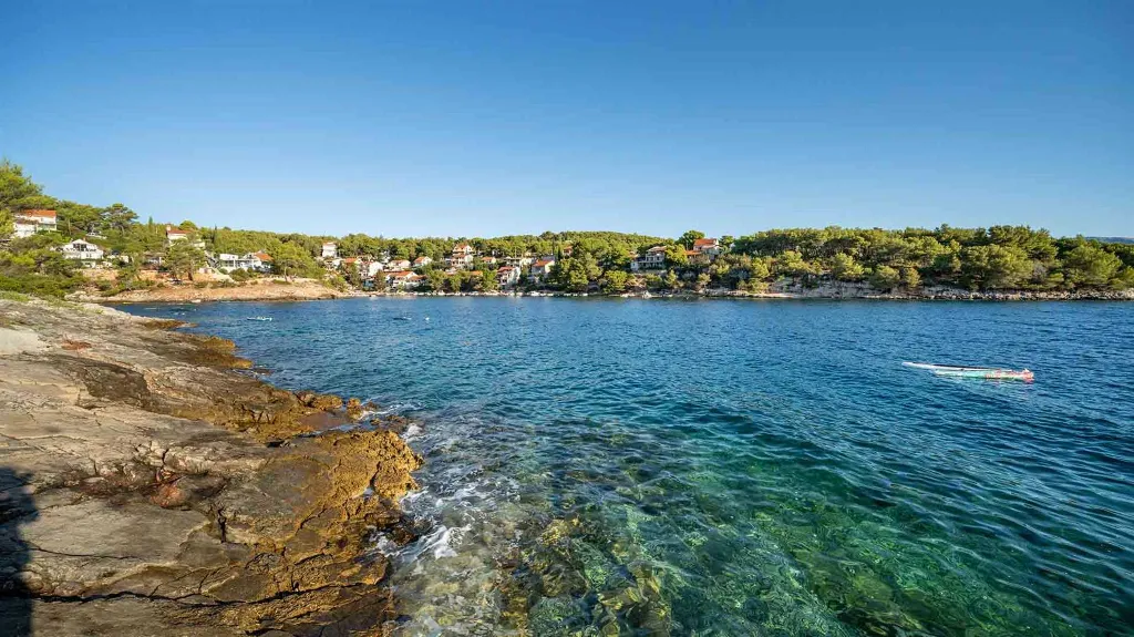 Villa with Sauna & Indoor Jacuzzi in Vrboska
