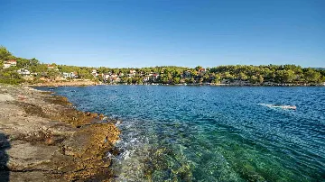 Villa with Sauna & Indoor Jacuzzi in Vrboska