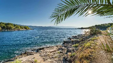 Villa with Sauna & Indoor Jacuzzi in Vrboska