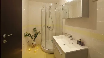 4-Bedroom Villa with Heated Pool in Dubrovnik