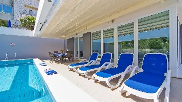 4-Bedroom Villa with Heated Pool in Dubrovnik