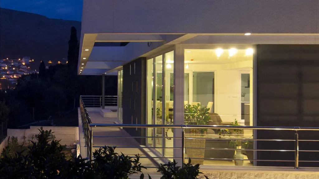 4-Bedroom Villa with Heated Pool in Dubrovnik