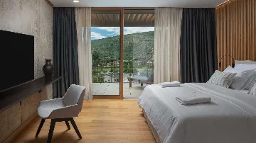 Dubrovnik 3-Bedroom Villa with Heated Pool