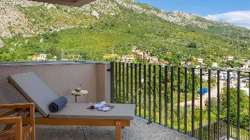 Dubrovnik 3-Bedroom Villa with Heated Pool
