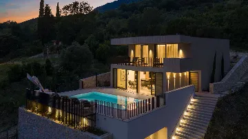 Dubrovnik 3-Bedroom Villa with Heated Pool