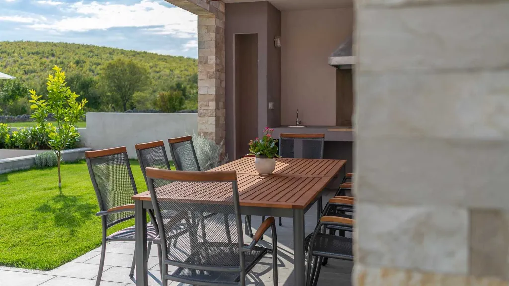 Modern 3-Bedroom Villa in Sičane (Dicmo), Croatia