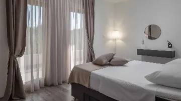 Modern 3-Bedroom Villa in Sičane (Dicmo), Croatia