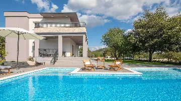 Modern 3-Bedroom Villa in Sičane (Dicmo), Croatia