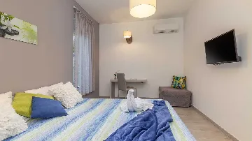 Pula 4-Bedroom Villa with Private Parking