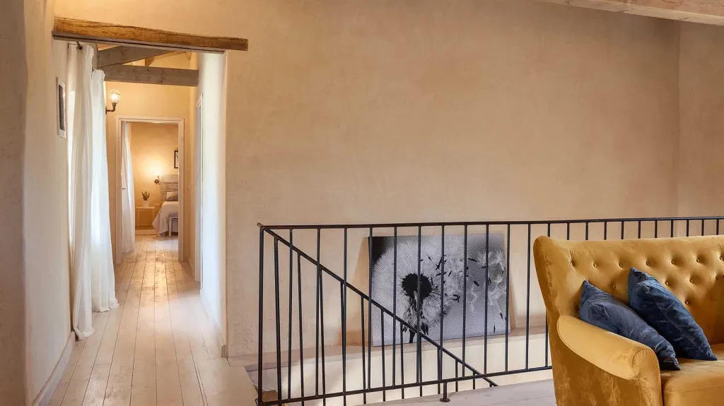 Renovated Heritage Villa with Infinity Pool in Žminj
