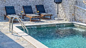 Eco-Friendly Villa in Splitska (6–8 Guests)