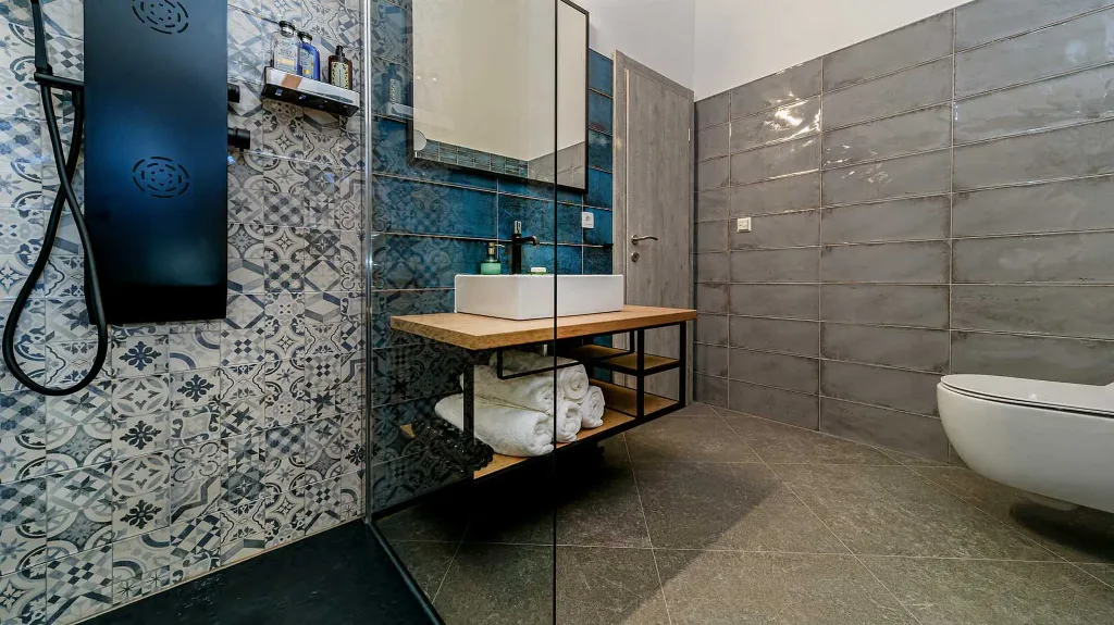 Eco-Friendly Villa in Splitska (6–8 Guests)