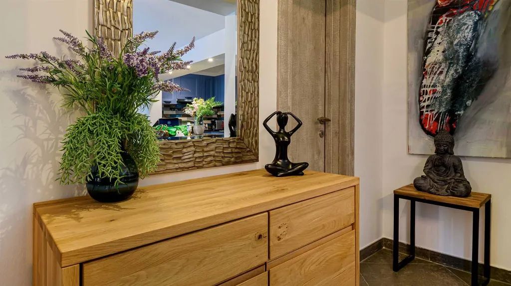 Eco-Friendly Villa in Splitska (6–8 Guests)