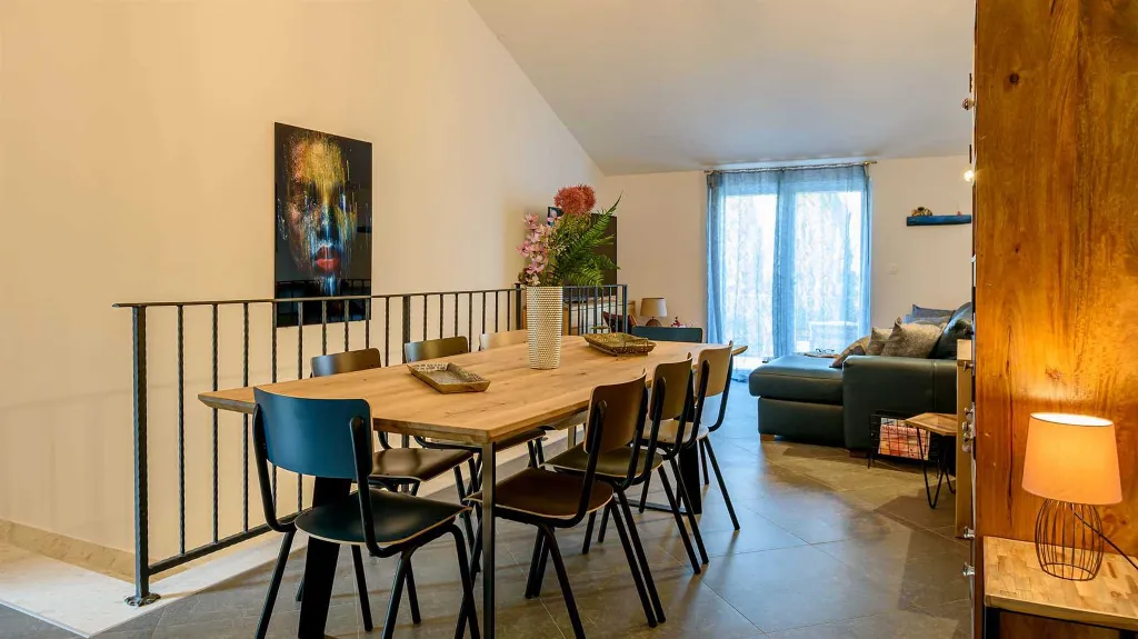 Eco-Friendly Villa in Splitska (6–8 Guests)