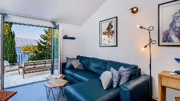 Eco-Friendly Villa in Splitska (6–8 Guests)