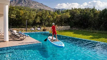 Kupari 5-Bedroom Villa with Swimming Pool