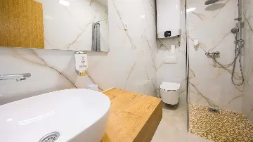 Kupari 5-Bedroom Villa with Swimming Pool