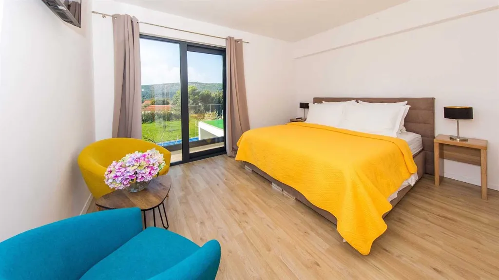 Kupari 5-Bedroom Villa with Swimming Pool