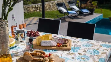 Kupari 5-Bedroom Villa with Swimming Pool