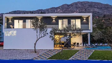 Kupari 5-Bedroom Villa with Swimming Pool