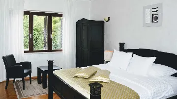 5-Bedroom Villa in Dubrovnik for 9 Guests