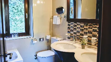 5-Bedroom Villa in Dubrovnik for 9 Guests