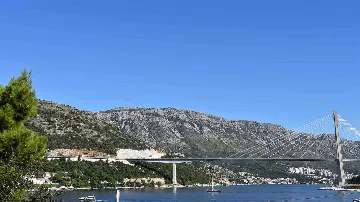 5-Bedroom Villa in Dubrovnik for 9 Guests