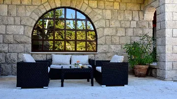 5-Bedroom Villa in Dubrovnik for 9 Guests