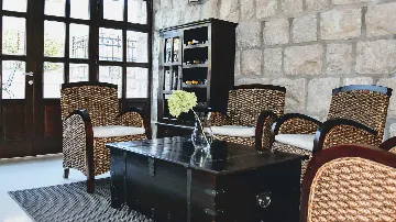 5-Bedroom Villa in Dubrovnik for 9 Guests