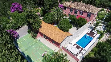 Villa in Mlini for Up to 12 Guests with Heated Pool