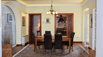 Heritage Villa in Čilipi for 8 Guests
