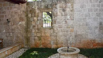 Heritage Villa in Čilipi for 8 Guests