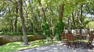 Heritage Villa in Čilipi for 8 Guests