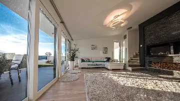 Villa in Podstrana for Up to 20 Guests