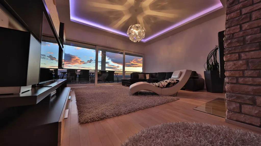 Villa in Podstrana for Up to 20 Guests