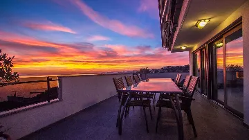 Villa in Podstrana for Up to 20 Guests