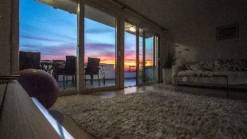 Villa in Podstrana for Up to 20 Guests