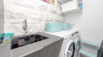 4-Bedroom Villa with Heated Infinity Pool in Dubrovnik