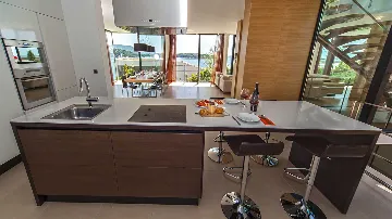 Modern 3-Bedroom Villa in Primošten for 6