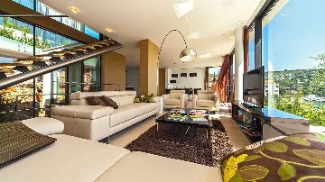 Modern 3-Bedroom Villa in Primošten for 6