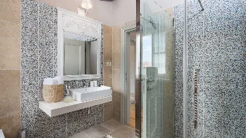 4-Bedroom Villa in Kanfanar with Outdoor Pool