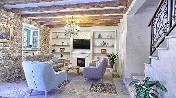 Cavtat Heritage Villa with Hot Tub for 8