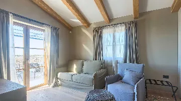 Umag Villa for Up to 8 Guests with Wellness