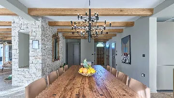 Umag Villa for Up to 8 Guests with Wellness