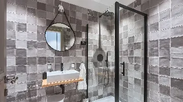 Umag Villa for Up to 8 Guests with Wellness