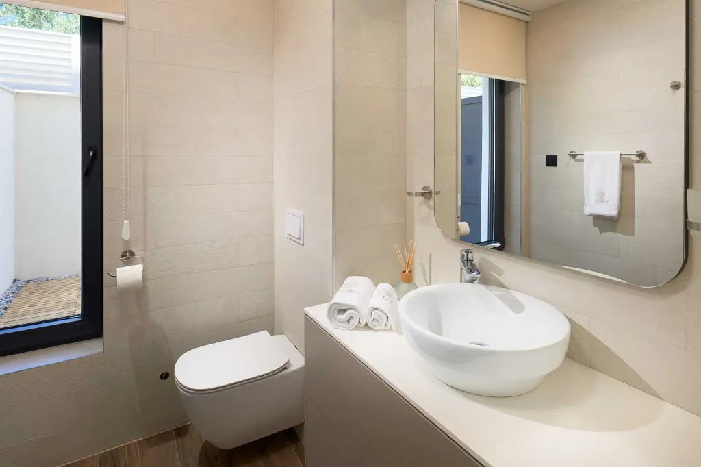 Makarska Villa with Sea View and Swimming Pool