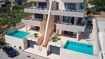 3-Bedroom Villa with Outdoor Pool in Makarska